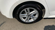 Toyota Corolla 1.8 VVT-i Hybrid Icon 5dr CVT Hybrid Hatchback